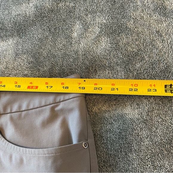 2024 Lululemon ABC Slim-Fit 5 Pocket Pant 30"L *Warpstreme
Asphalt Grey Size 36 - Picture 11 of 14